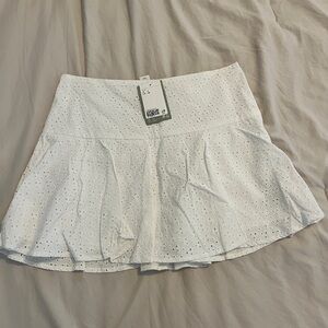 H&M White Eyelet Mini Skirt